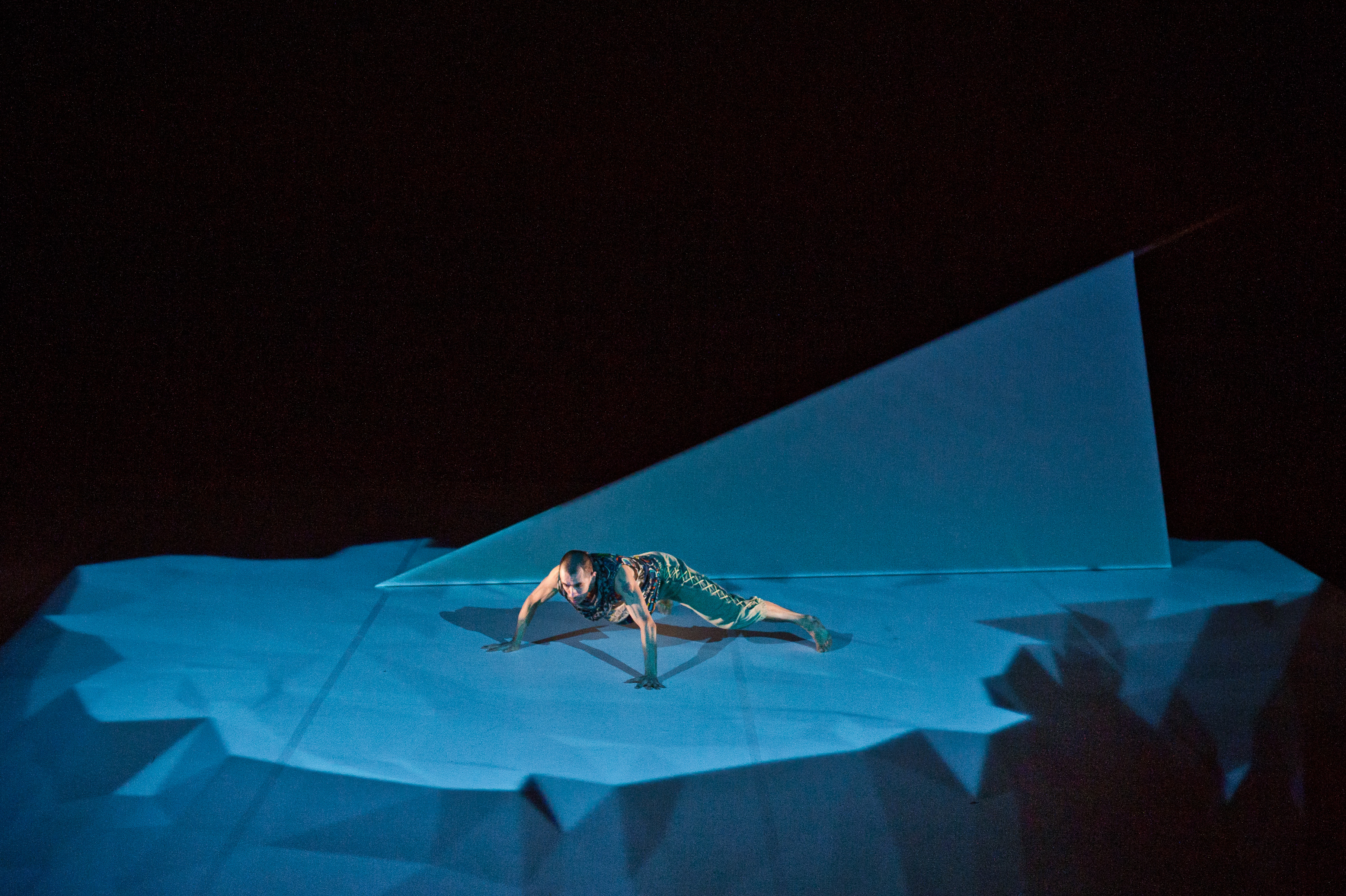 Living Room — image 4